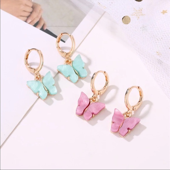 3/$30 RESTOCKED! Butterfly Drop Dangle Earrings Boho - Picture 4 of 10